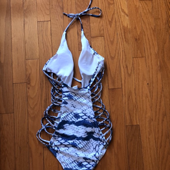 Brand new Super sexy bathing suit - Picture 4 of 7